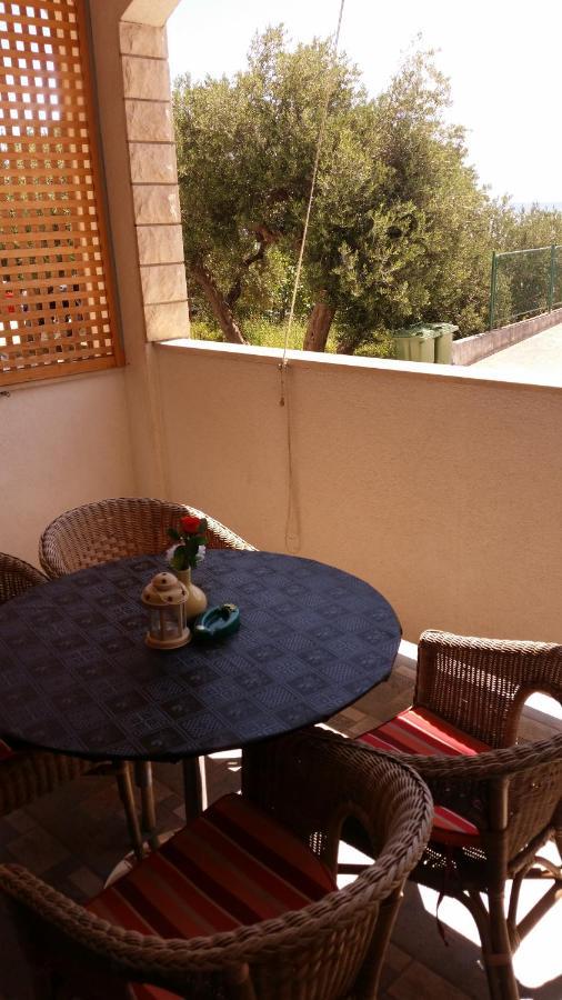 Studio Ground Floor With Terace Brela Exterior foto
